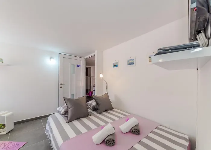 Luce Mala Apartamento Zadar